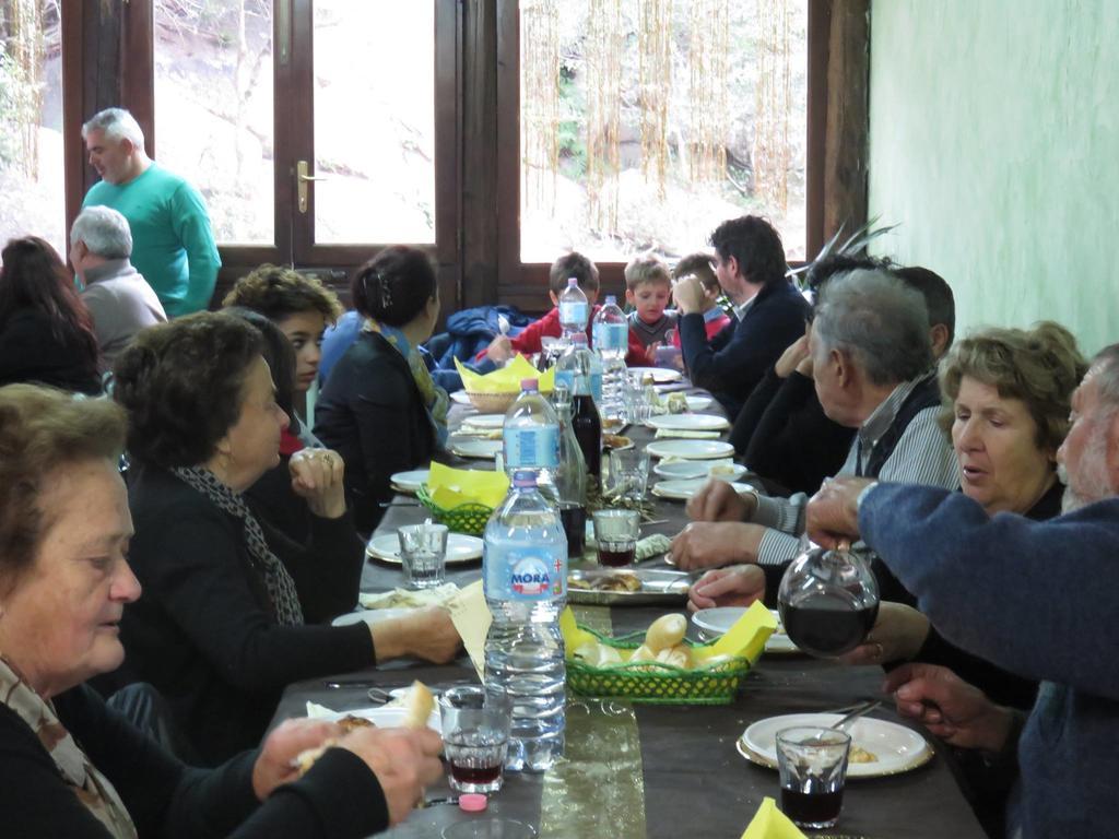 Agriturismo Sardo Villa Campavaglio Kültér fotó